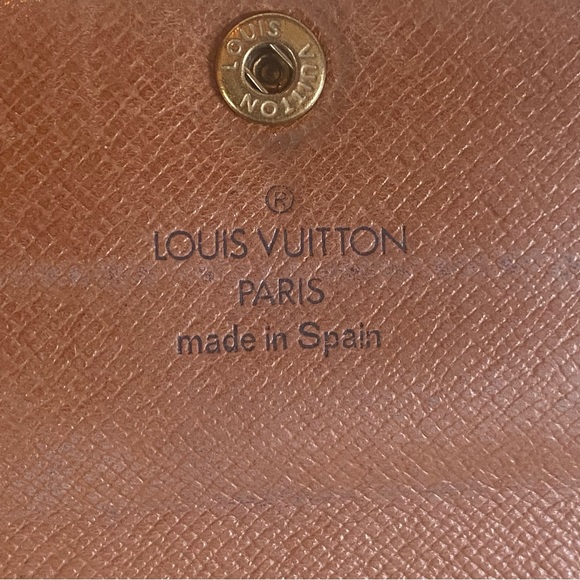 Louis Vuitton Monogram Sarah Wallet beautiful used condition - Picture 6 of 12